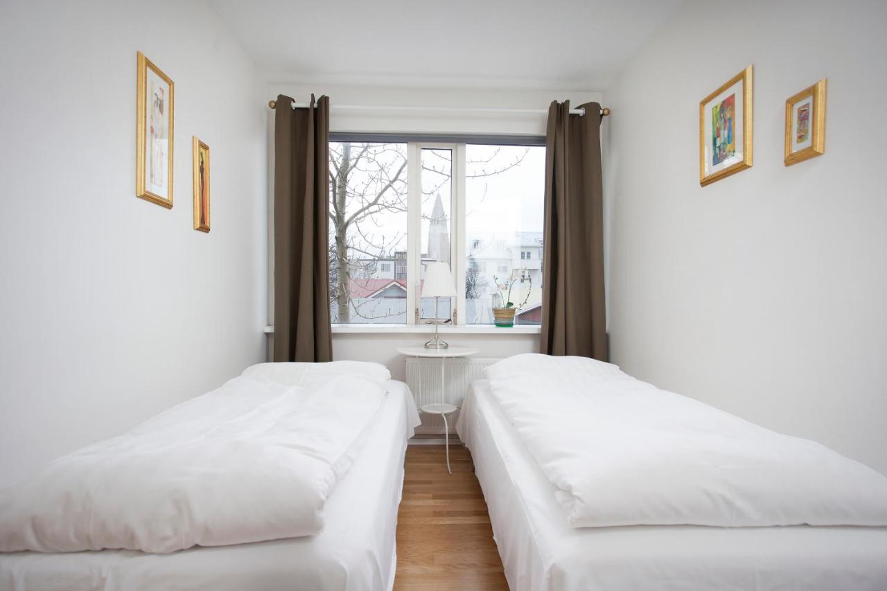 Bellas * Reykjavik